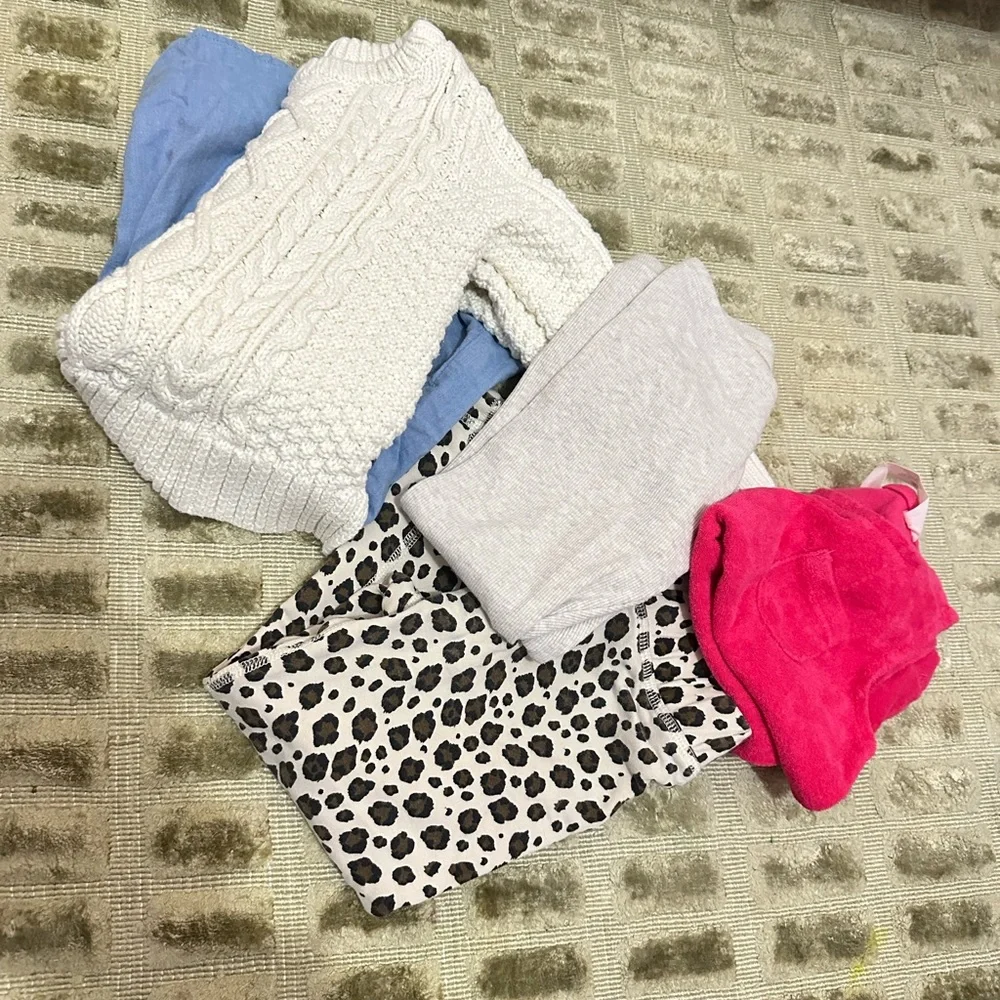 Lot of girls clothes sz 3T gap Hanna andersson, H&M